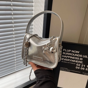 Sac À Épaule Bandoulière Femme Cuir PU Brillant Métallique Texture Plissée Chaîne Minimaliste Mode Streetwear Quotidien