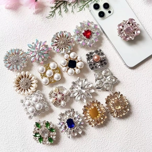Luxury Rhinestone Expanding Phone Grip Stand Universal Retractable Bling Crystal Faux Artificial Pearl Floral Heart Shaped For Women