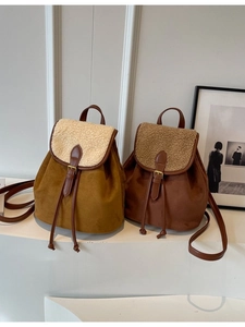 Mini zaino vintage in pelle scamosciata e lana d'agnello con fibbia per donna