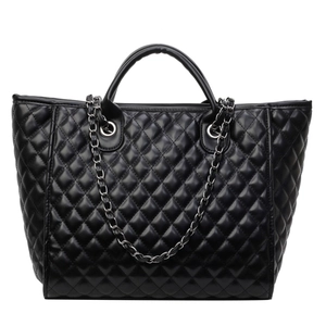 Classic black quilted tote bag with large capacity, chain strap and elegant top handles