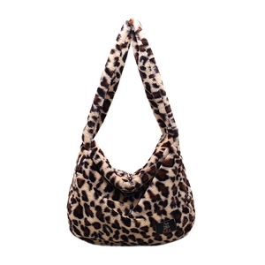 Sac hobo chic en fausse fourrure à imprimé léopard avec large bandoulière souple