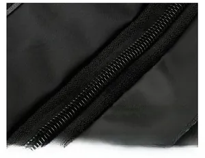 Close-up of smooth matte black zipper detail on a high-capacity Oxford tote bag