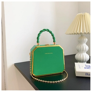 Geometric Octagonal PU Leather Handbag Chic Metal Frame Box Bag With Twisted Handle And Chain Strap For Women