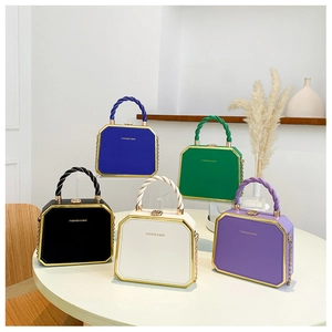 Fashionable hexagonal chain box bags in five elegant colors with gold metal trim