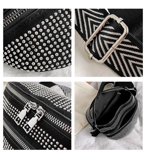 Detailansichten der schwarzen Strass-Gürteltasche mit Metall-Reißverschlüssen und Gurt