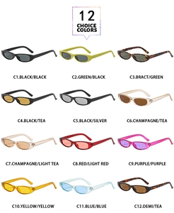 Collage de douze lunettes de soleil rétro ovales colorées pour un style urbain à la mode