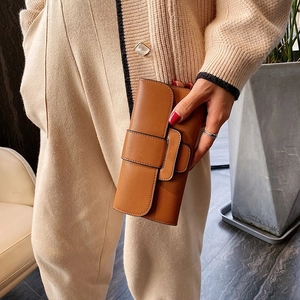 Minimalist camel long wallet in synthetic leather with large capacity and folding buckle