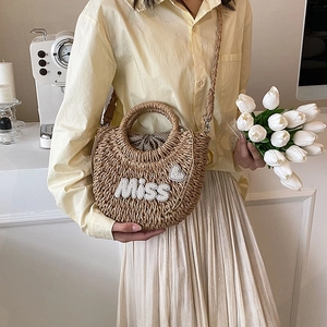 Sac à main en paille tressée avec perles Miss et doublure à pois pour la plage