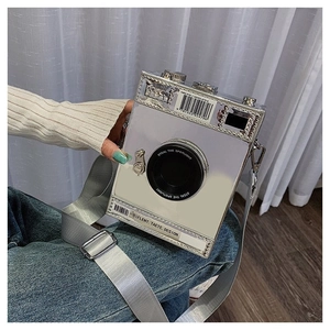 Kamera-Umhängetasche Metallischer Spiegel-PU-Leder Retro-Box-Tasche Breiter Riemen Damen Kreativer Streetwear-Trend