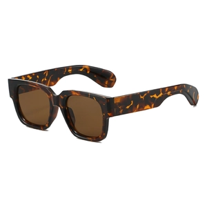 Retro square tortoiseshell sunglasses with thick frames and dark brown lenses for fashion