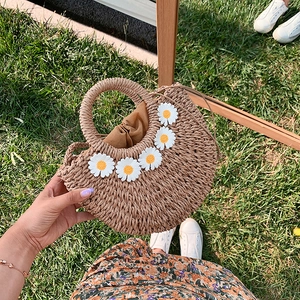 Borsa A Mano In Paglia Intrecciata Con Decorazione A Margherita Estate Spiaggia Vacanze Borsa A Tracolla Stile Boho Donna