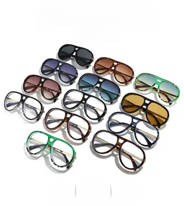Collection de lunettes de soleil aviateur rétro en douze couleurs avec verres dégradés
