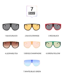 Set di occhiali da sole flat top in 7 colori con montatura spessa e lenti colorate