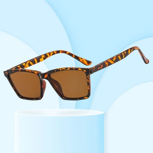 Fashion Square Sunglasses UV400 Protection PC Frame Vintage Retro Street Style Eyewear For Women Men