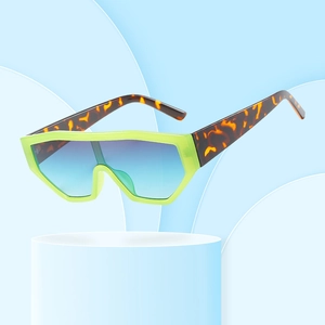 Oversized Shield Sunglasses PC Frame UV400 Protection Outdoor Cycling Sports Fashion Trendy Unisex One Piece Lens Eyewear