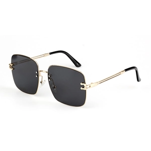Fashionable oversized square metal sunglasses with gradient lenses and gold minimal frame