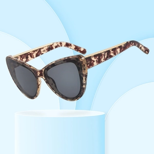 Lunettes De Soleil Œil De Chat Surdimensionnées Pour Femmes Monture PC Protection UV400 Décor Métal Rétro Tendance