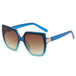 Retro oversized square cat eye sunglasses with gradient frames and rhinestone accents
