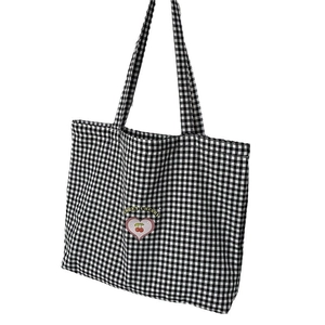 Sac fourre-tout en toile à damier avec imprimé cœur cerise rose et longues bandoulières