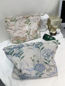 Women Jacquard Fabric Floral Embroidery Makeup Bag Portable Large Capacity Travel Cosmetic Storage Pouch Zippered Handbag