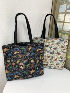 Floral butterfly tapestry tote bag with large capacity and vintage jacquard fabric style