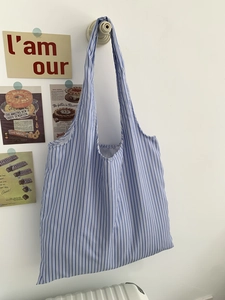 Grand sac à bandoulière minimaliste en toile à rayures bleues et blanches pour femmes