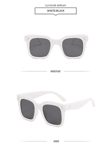 Détails de lunettes de soleil carrées blanches avec rivets et verres foncés en deux vues