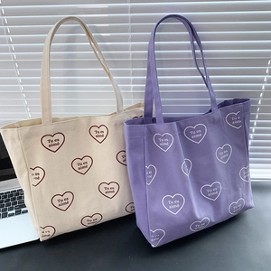 Sacs cabas en toile avec imprimé cœur en beige et violet clair pour femmes