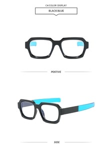 Detailansicht der quadratischen Brille in Schwarz und Blau aus zwei verschiedenen Winkeln