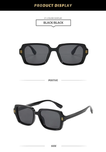 Détails des lunettes de soleil carrées noires avec rayures jaunes et branches texturées