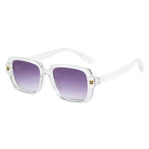 Lunettes de soleil rétro carrées avec monture transparente et verres dégradés violets