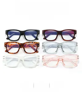 Detailed grid showing square oversized glasses in black, tortoiseshell and clear tones