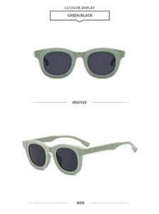 Retro thick-frame sunglasses in light green matte finish with dark grey polarized lenses