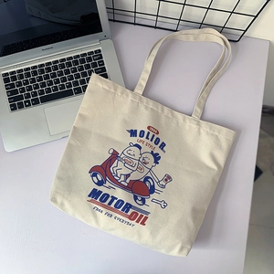 Detail of the vintage American style illustration printed on the canvas tote bag