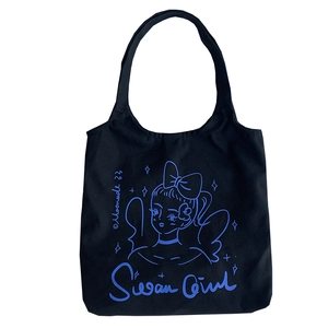 Grande borsa tote in tela nera con illustrazione di ragazza cigno blu e stelle
