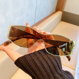 Wrap Around Sunglasses Metal Frame Integrated Lens Oversized Geometric UV400 Protection Retro Y2K Fashion For Women
