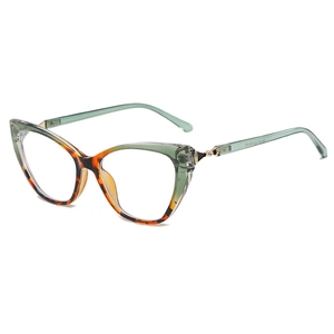 Monture de lunettes œil-de-chat dégradé vert et motif écaille de tortue sous un angle 45°