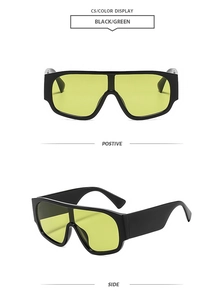 Vue détaillée de lunettes de soleil noires surdimensionnées avec verres jaunes sous deux angles