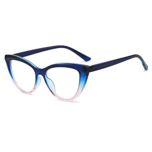 Lunettes œil-de-chat modernes avec monture dégradée bleu et rose au design minimaliste
