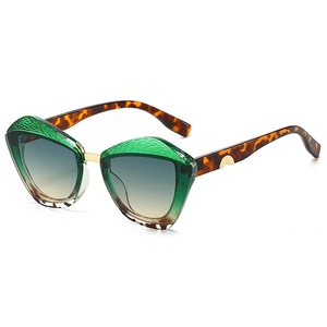 Cat Eye Sunglasses Irregular Oversized Frame UV400 Protection PC Material Gradient Lens Geometric Texture Fashion Travel