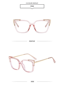 Montatura occhiali poligonale rosa trasparente con cerniere dorate e design retrò grande