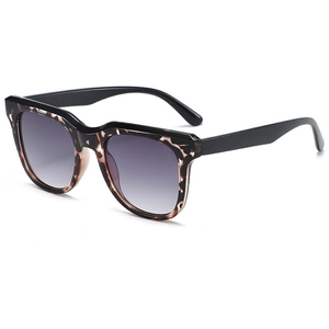 Retro Oversize-Sonnenbrille mit quadratischem Schildpatt-Rahmen und grauem Verlauf