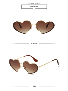Vues de face et de côté à 45 degrés de lunettes de soleil coeur doré avec verres thé