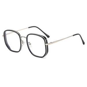 Retro übergroße quadratische Blaulichtfilterbrille mit schwarz-goldenen Metallrahmen