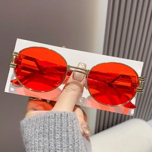 Retro Oval Sunglasses Vintage Metal Hollow Frame UV400 Protection Trendy Street Style Eyewear For Men Women