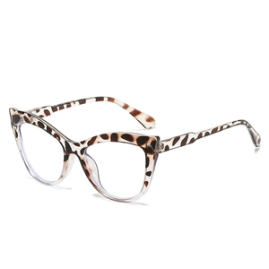 Classic cat-eye blue light blocking glasses with leopard print and clear frame accent