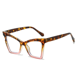 Retro oversized cat-eye glasses frame with tortoise shell finish and gradient pink lens
