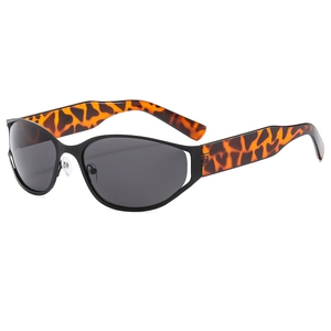 Lunettes de soleil œil-de-chat rétro avec monture noire et larges branches léopard