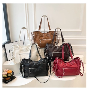 Detailed comparison of five colors featuring tassel details and bohemian retro textures