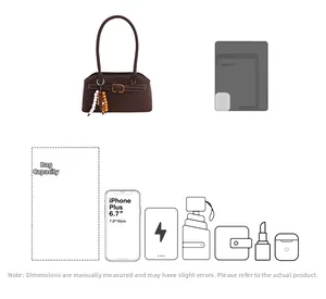 Innenraum-Layout der braunen Vintage-Ledertasche mit dekorativen Perlen-Accessoires
